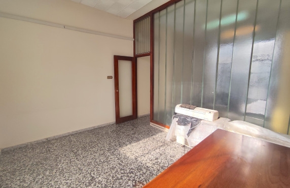 Alquiler Larga Estancia - Local comercial - Elche - Centro