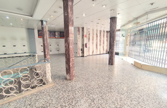 Alquiler Larga Estancia - Local comercial - Elche - Centro