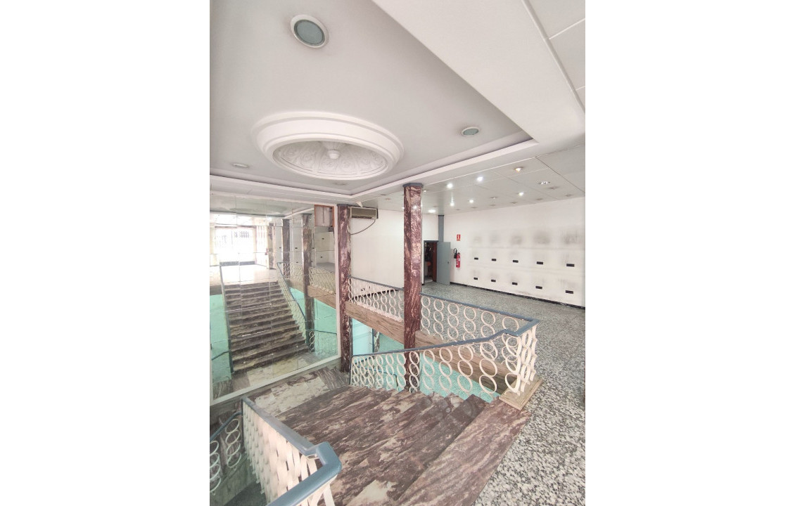 Alquiler Larga Estancia - Local comercial - Elche - Centro