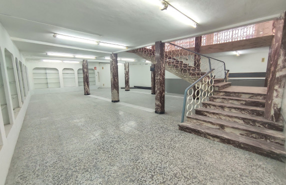 Alquiler Larga Estancia - Local comercial - Elche - Centro