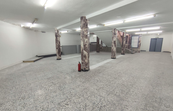 Alquiler Larga Estancia - Local comercial - Elche - Centro