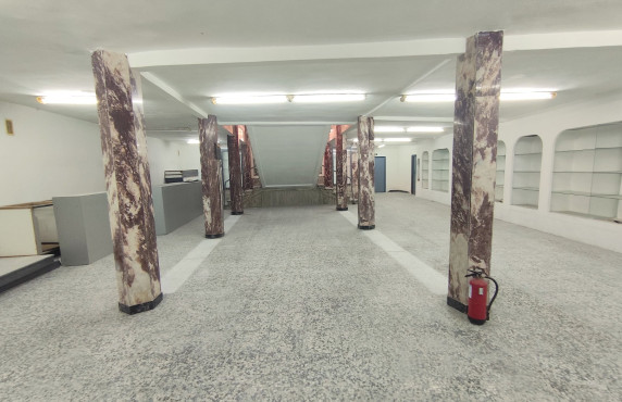 Alquiler Larga Estancia - Local comercial - Elche - Centro