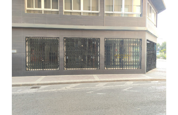 Alquiler Larga Estancia - Local comercial - Elche - Centro