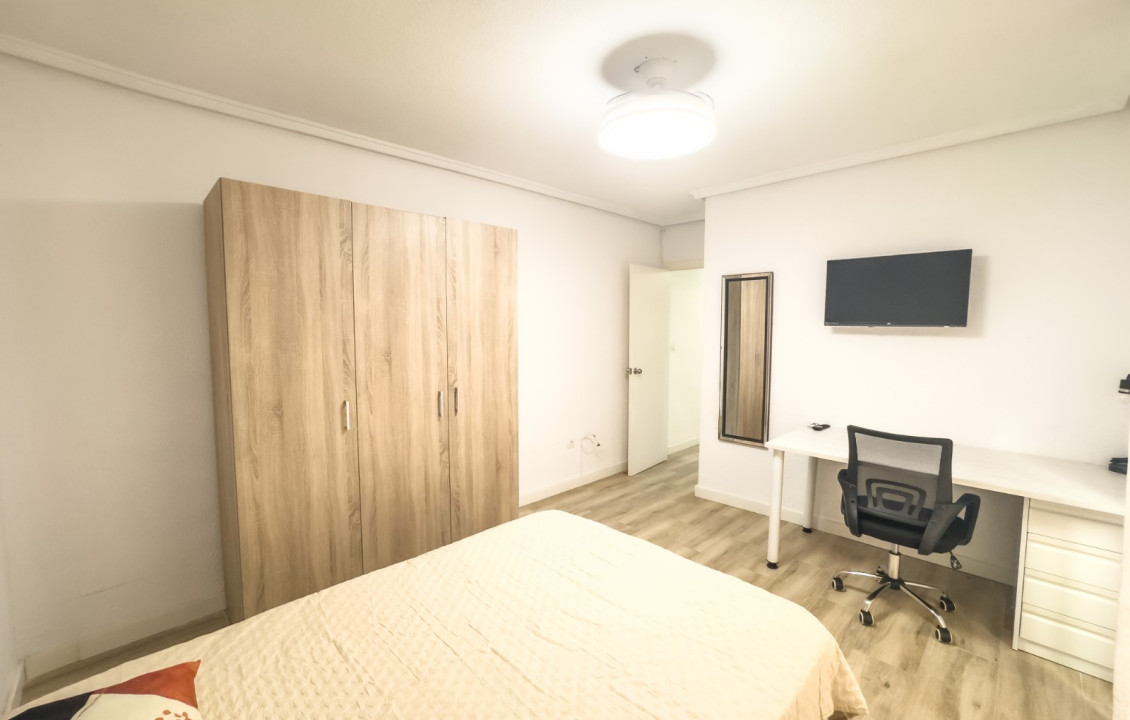 Alquiler de habitación de Larga Estancia - habitación individual - Elche