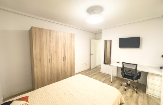 Alquiler de habitación de Larga Estancia - habitación individual - Elche