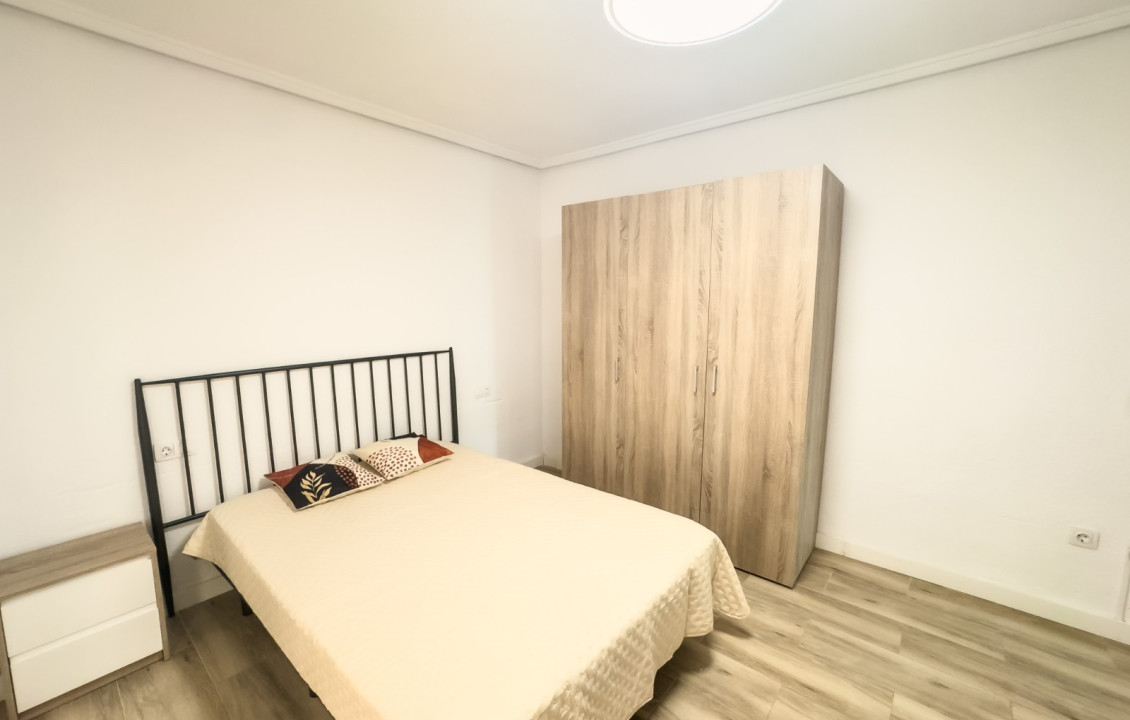 Alquiler de habitación de Larga Estancia - habitación individual - Elche