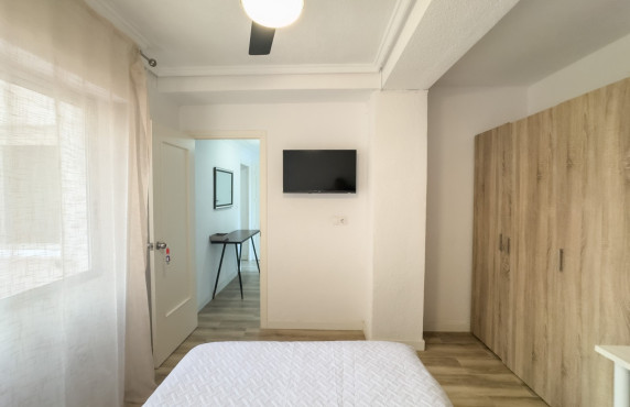 Alquiler de habitación de Larga Estancia - habitación individual - Elche