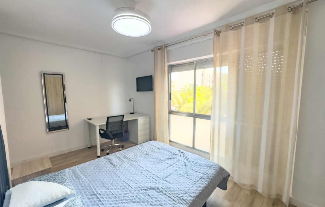 Alquiler de habitación de Larga Estancia - habitación individual - Elche