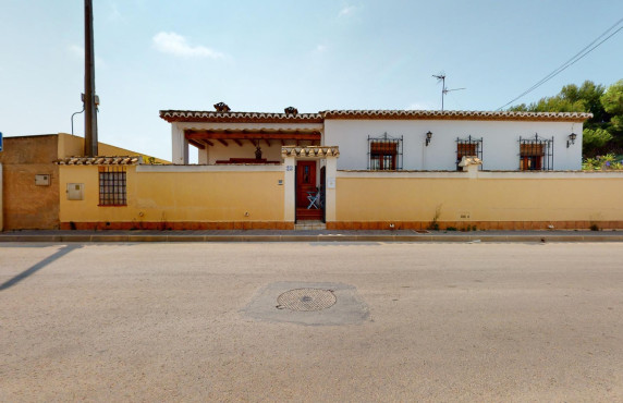 For Sale - villa - Pilar de la Horadada - PILAR DE LA HORADADA