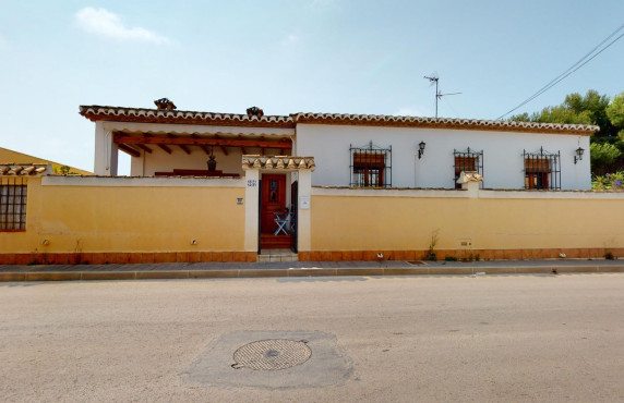 For Sale - villa - Pilar de la Horadada - PILAR DE LA HORADADA