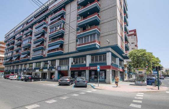 For Sale - Flat - Elche - Asilo - Pisos Azules
