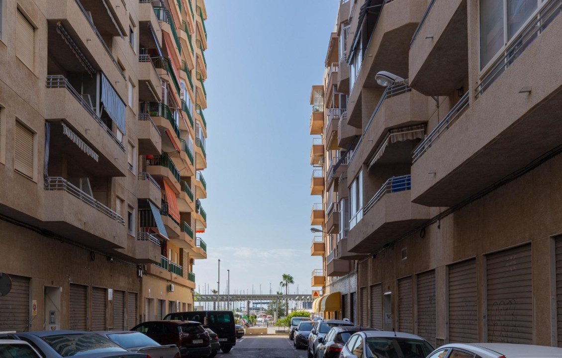 Venta - Apartamento - Santa Pola - Club nautico