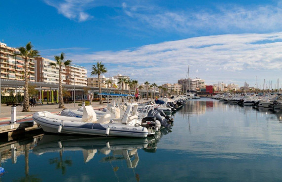 Venta - Apartamento - Santa Pola - Club nautico