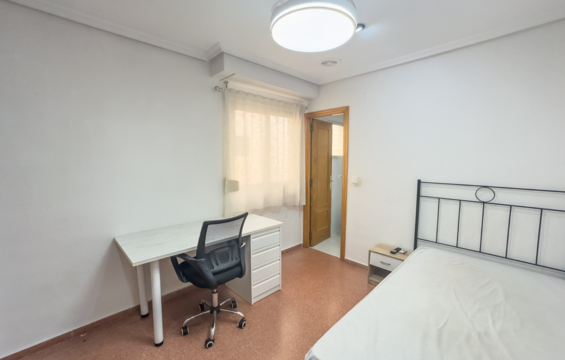 Long term room rental - single room - Elche - Altabix