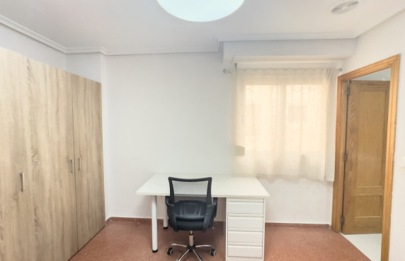 Long term room rental - single room - Elche - Altabix