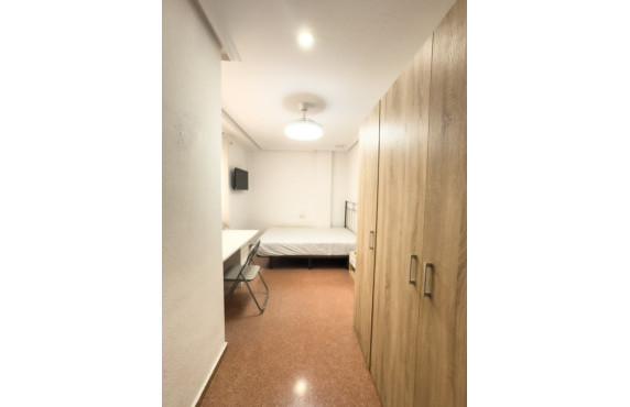 Long term room rental - single room - Elche - Altabix