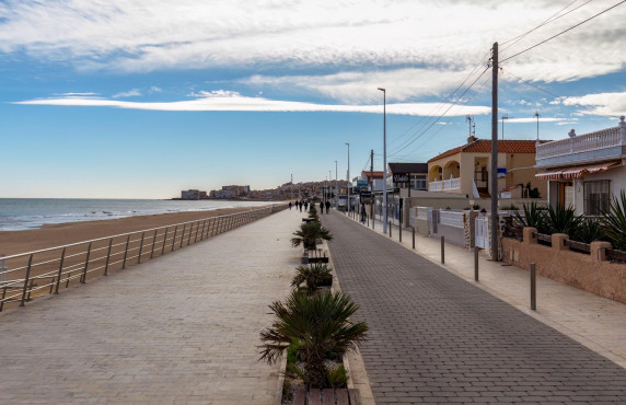 For Sale - Flat - Torrevieja - La Mata