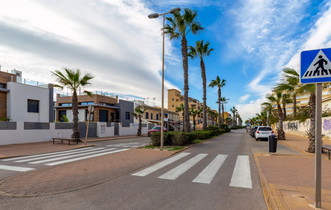 For Sale - Flat - Torrevieja - La Mata