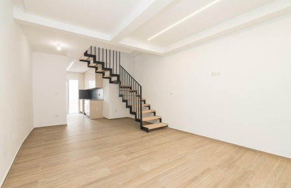 For Sale - Triplex - Elche - Raval - Puertas Coloradas