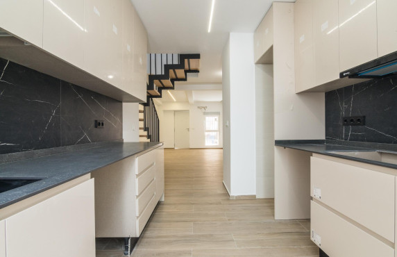 For Sale - Triplex - Elche - Raval - Puertas Coloradas
