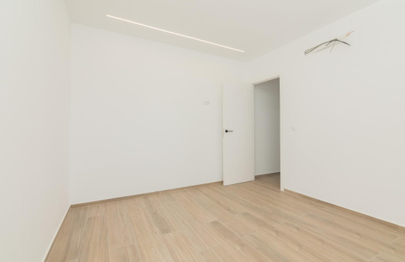 For Sale - Triplex - Elche - Raval - Puertas Coloradas