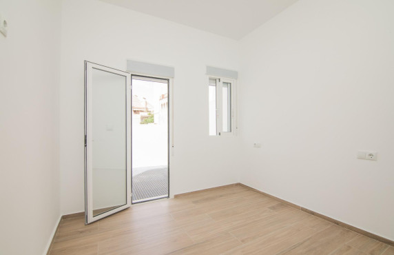 For Sale - Triplex - Elche - Raval - Puertas Coloradas