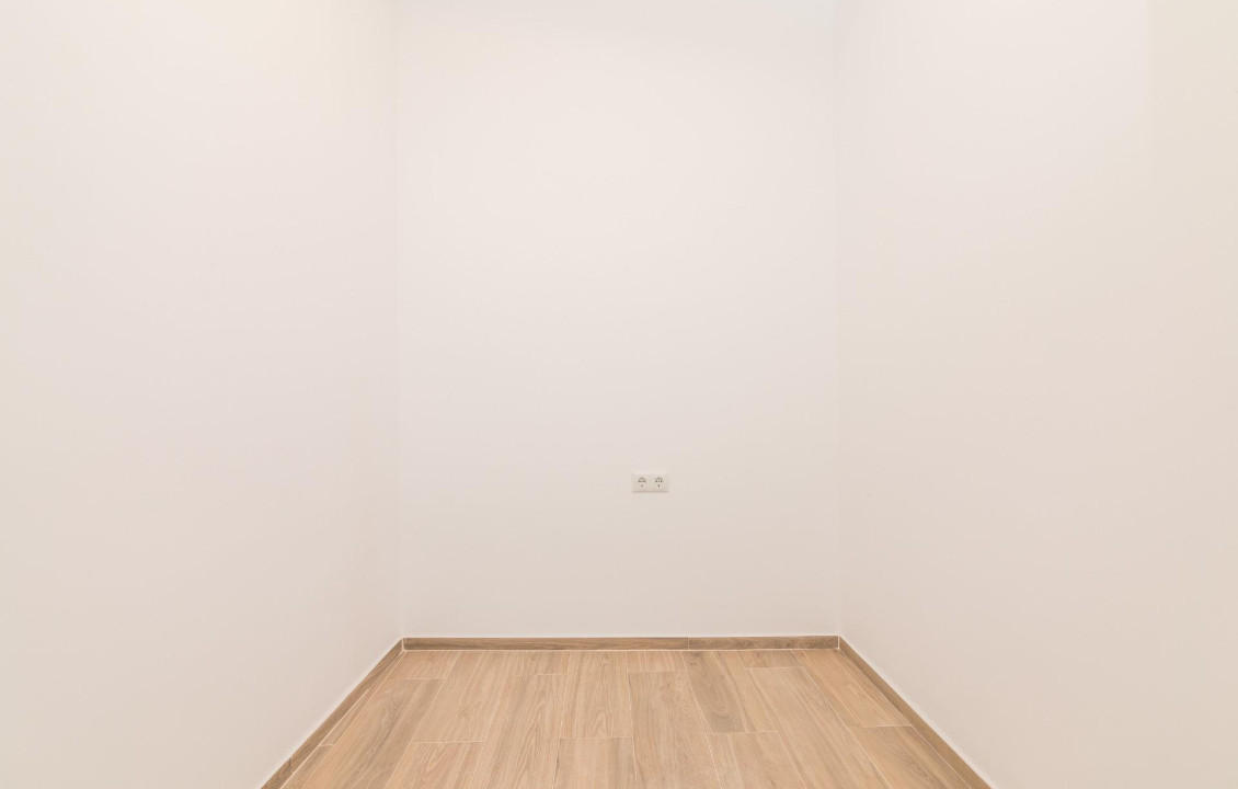 For Sale - Triplex - Elche - Raval - Puertas Coloradas