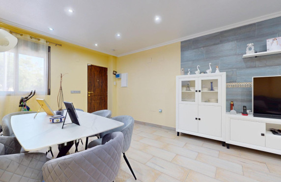 For Sale - Terraced house - Pilar de la Horadada - Zona Pueblo