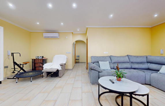 For Sale - Terraced house - Pilar de la Horadada - Zona Pueblo