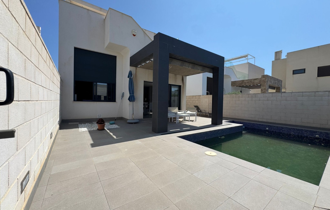 Venta - Chalet - Ciudad Quesada