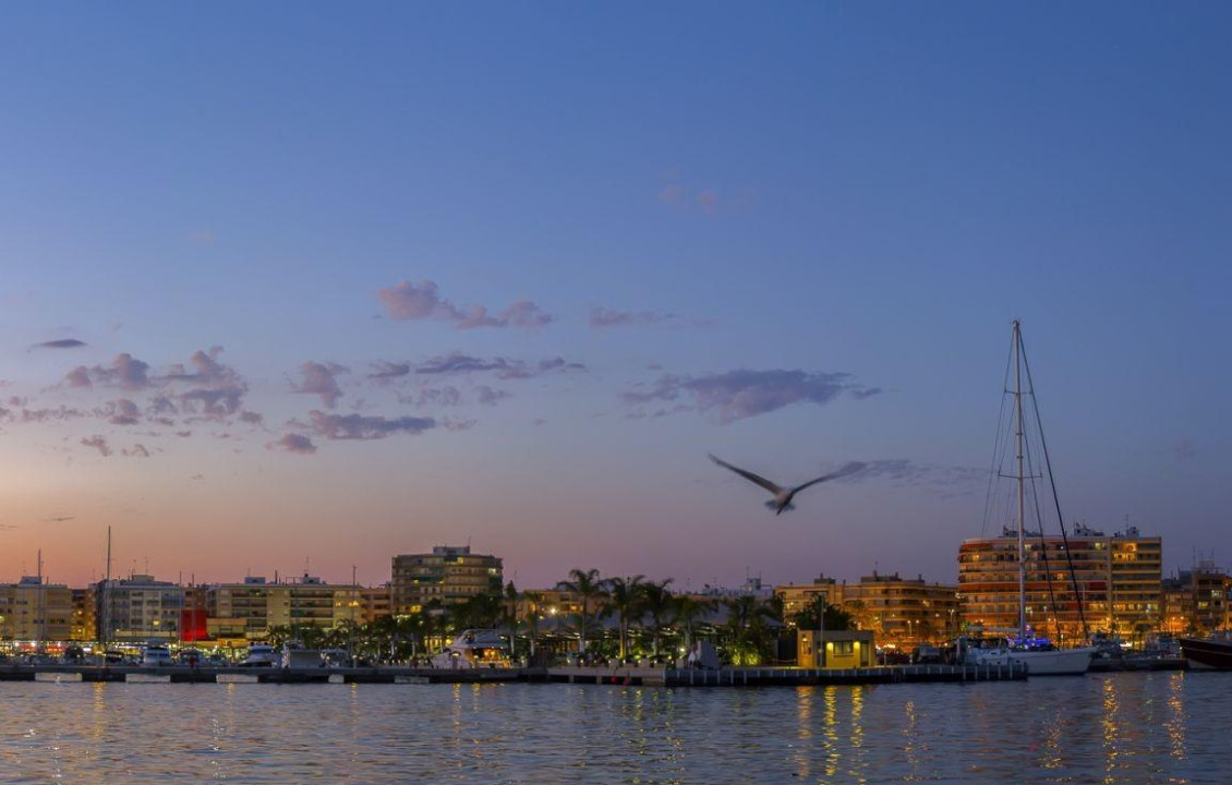 Venta - Apartamento - Santa Pola - Club nautico
