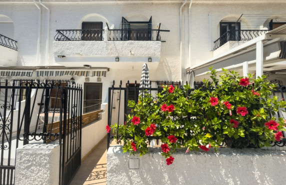 Seasonal Rental - Apartment - Santa Pola - Gran playa