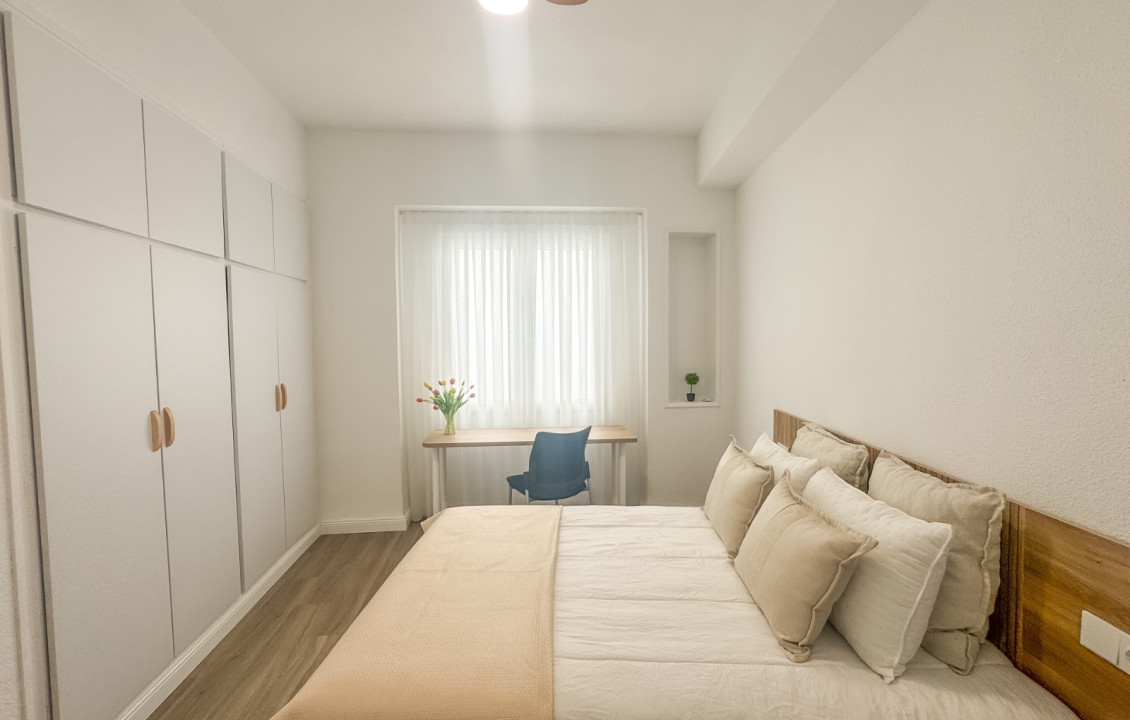 Alquiler de habitación de Larga Estancia - habitación individual - Elche - Centro