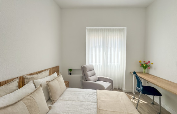 Alquiler de habitación de Larga Estancia - habitación individual - Elche - Centro
