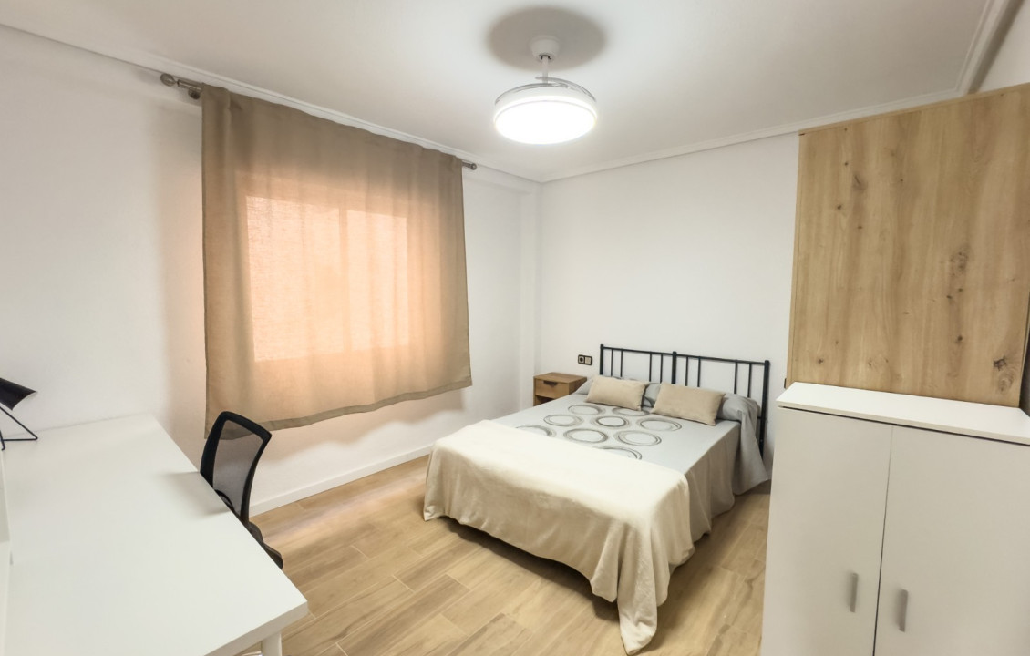 Alquiler de habitación de Larga Estancia - habitación individual - Elche