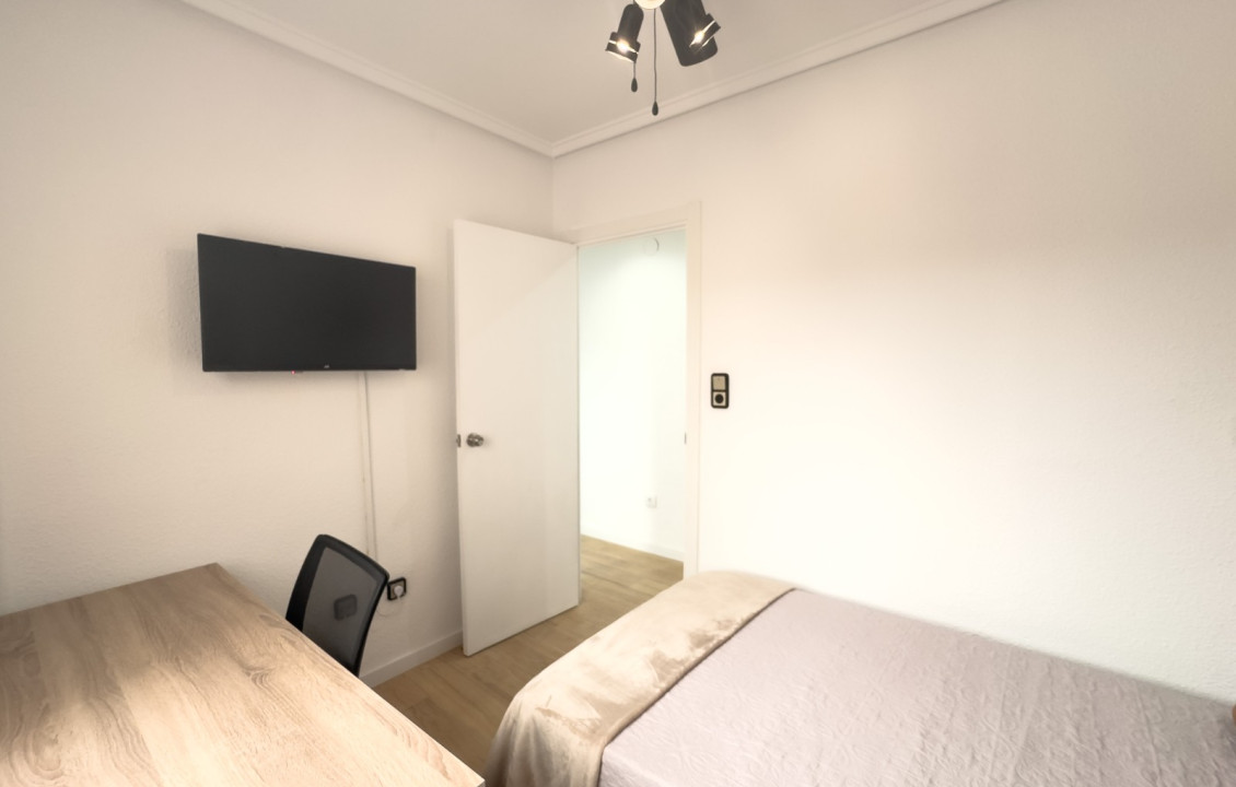 Alquiler de habitación de Larga Estancia - habitación individual - Elche