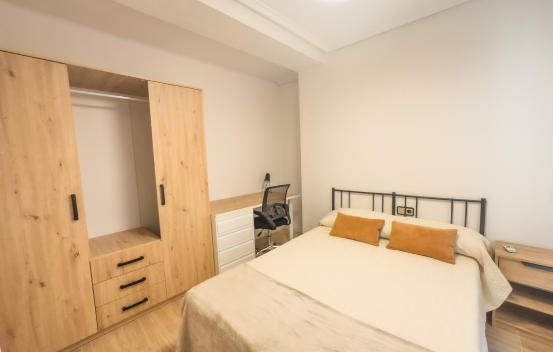 Alquiler de habitación de Larga Estancia - habitación individual - Elche