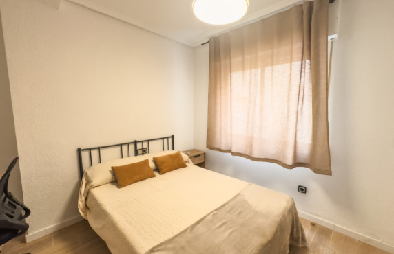 Alquiler de habitación de Larga Estancia - habitación individual - Elche