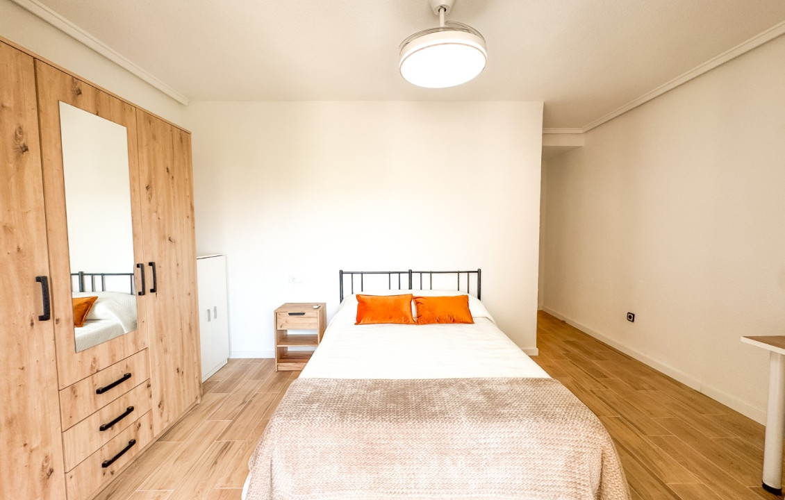 Alquiler de habitación de Larga Estancia - habitación individual - Elche
