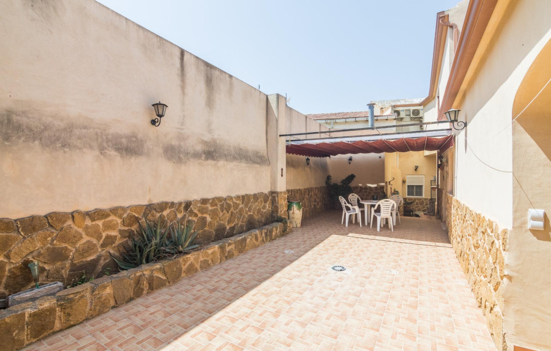Venta - Terraced house - Algueña - Comunidad valenciana