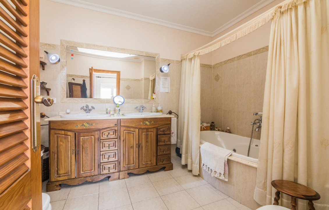 Venta - Terraced house - Algueña - Comunidad valenciana