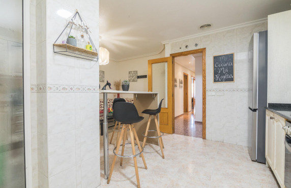 For Sale - Flat - Petrer