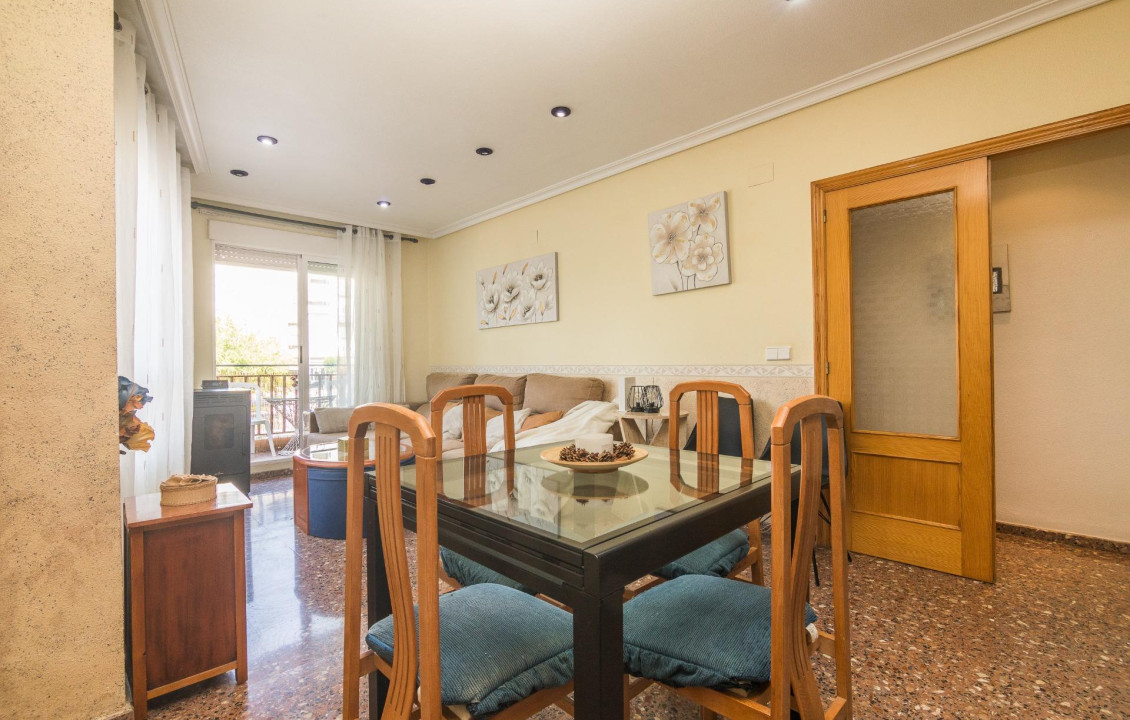 For Sale - Flat - Petrer