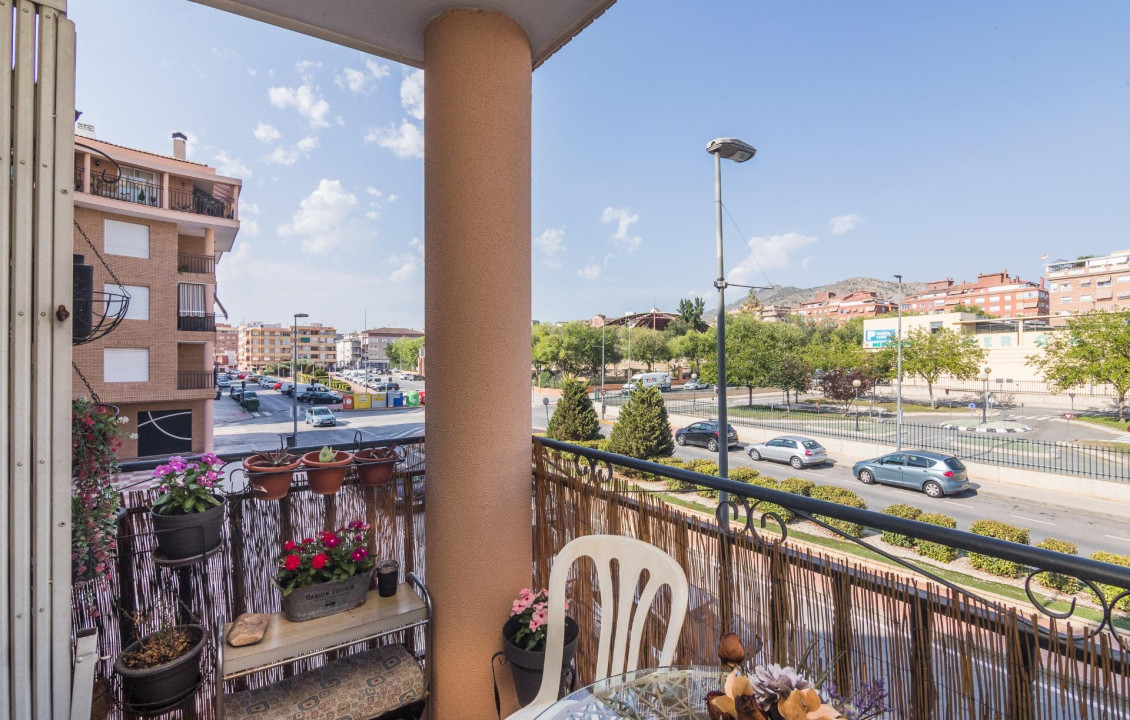 For Sale - Flat - Petrer