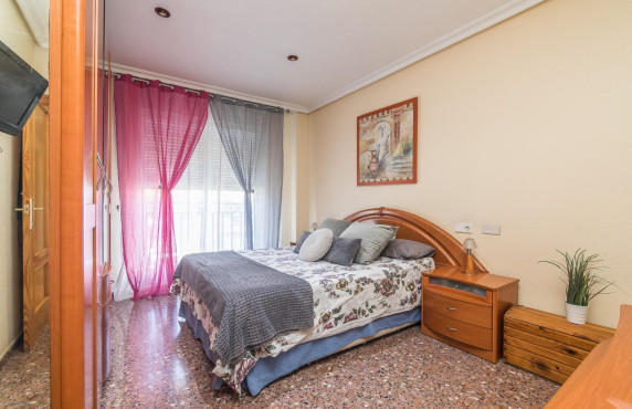 For Sale - Flat - Petrer