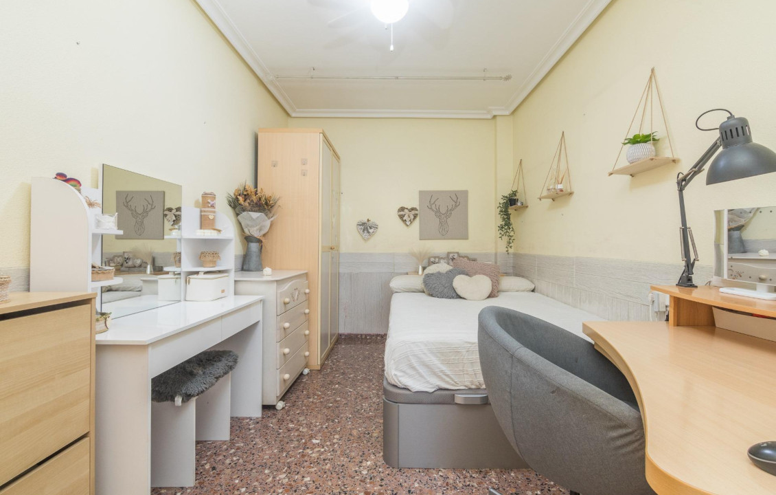 For Sale - Flat - Petrer