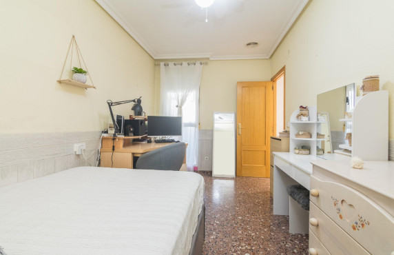 For Sale - Flat - Petrer