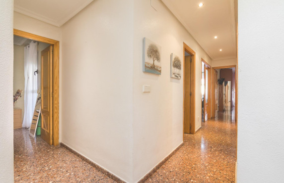 For Sale - Flat - Petrer