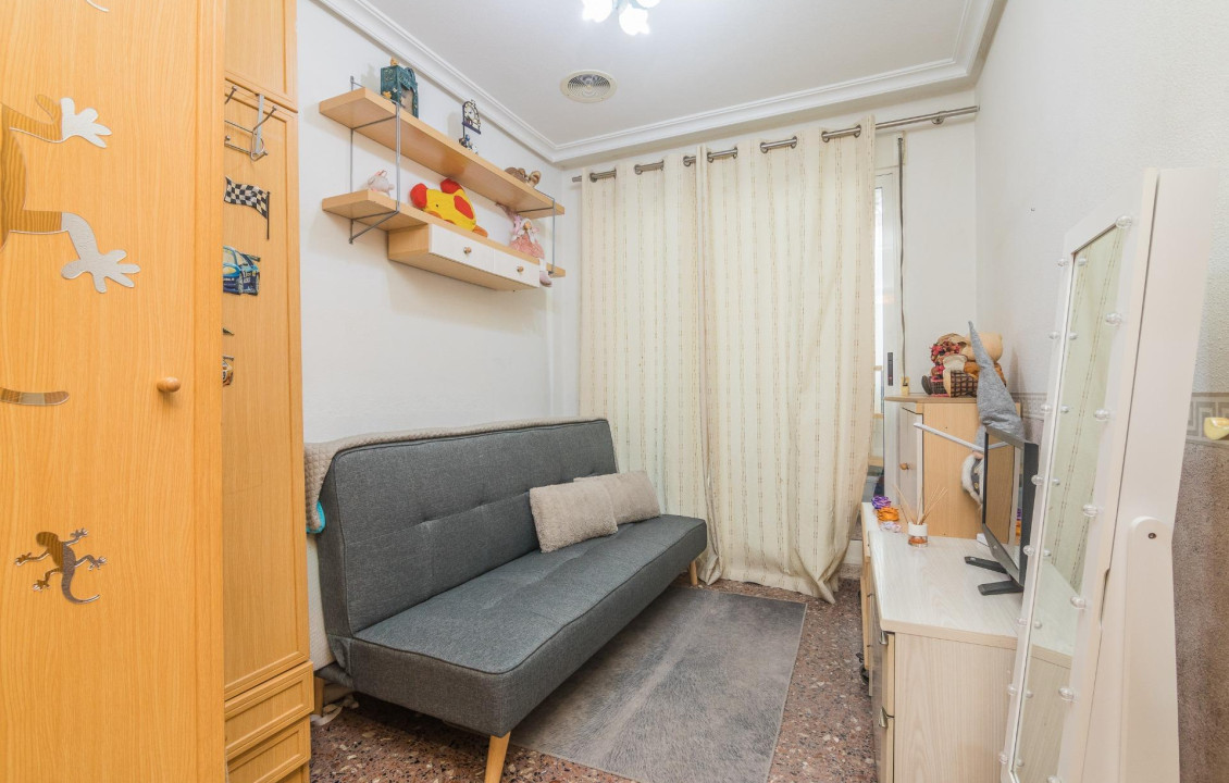 For Sale - Flat - Petrer