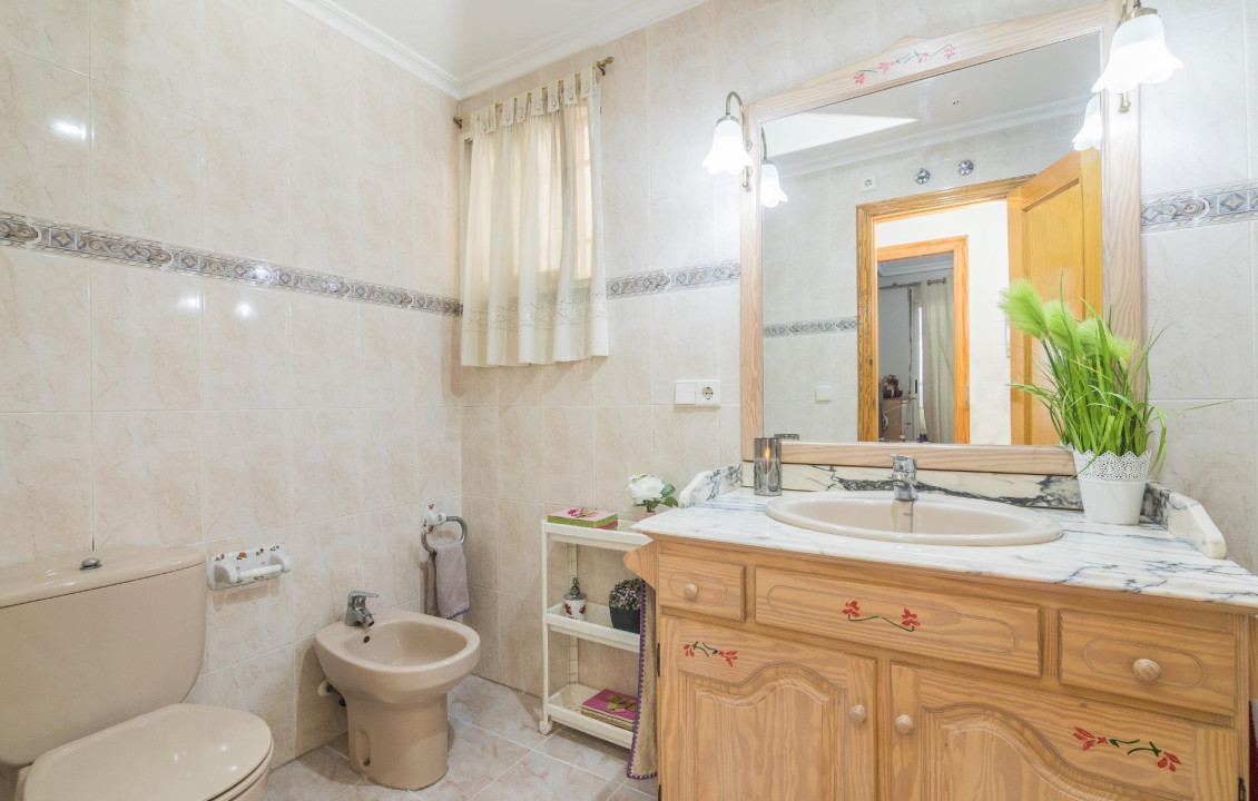 For Sale - Flat - Petrer